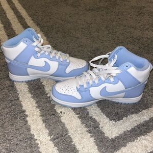 Wmns Dunk High 'Aluminum'